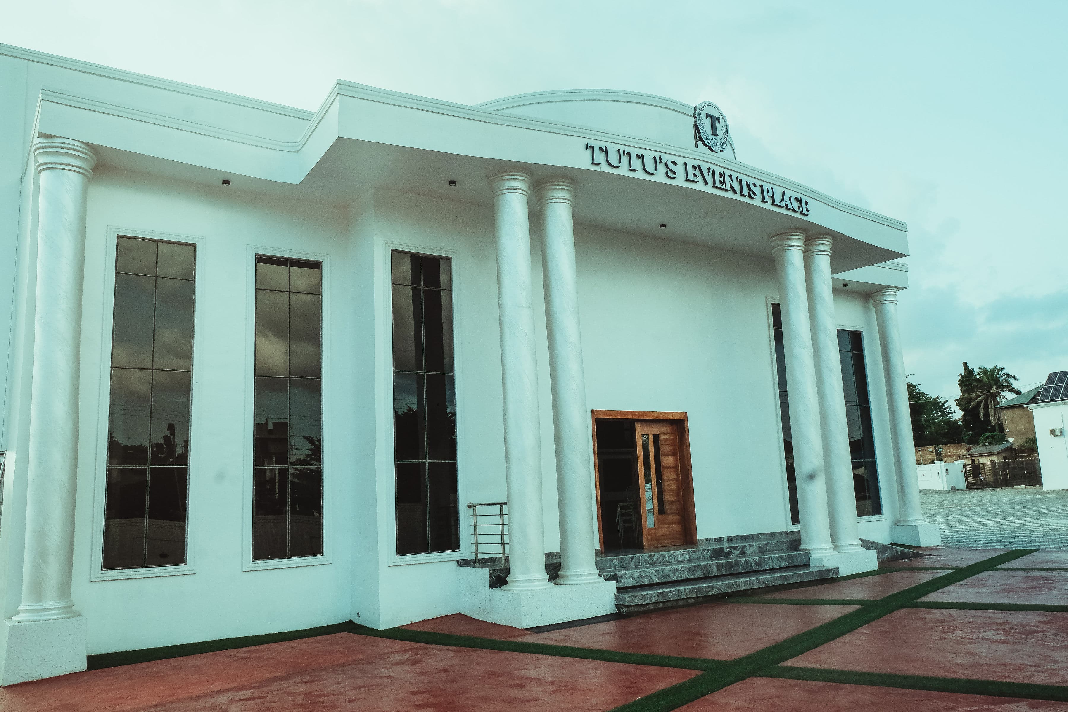 TUTU’S EVENT PLACE